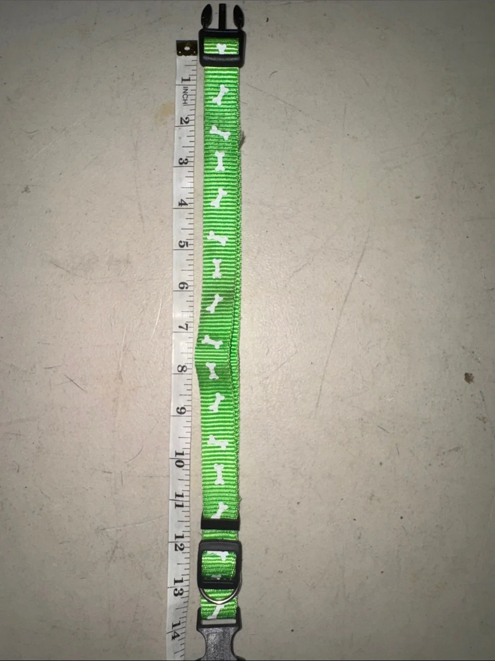 Bright Green Bone Pattern Dog Collar Adjustable  Never Used